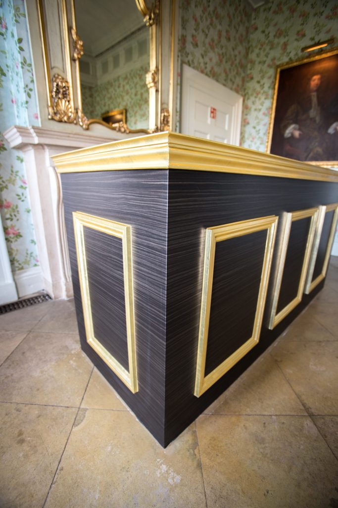 Wide range of colour and texture vinyl wraps